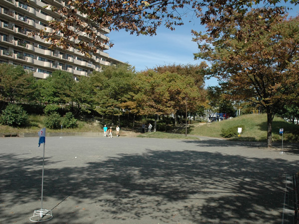 アルスあざみ野の外観