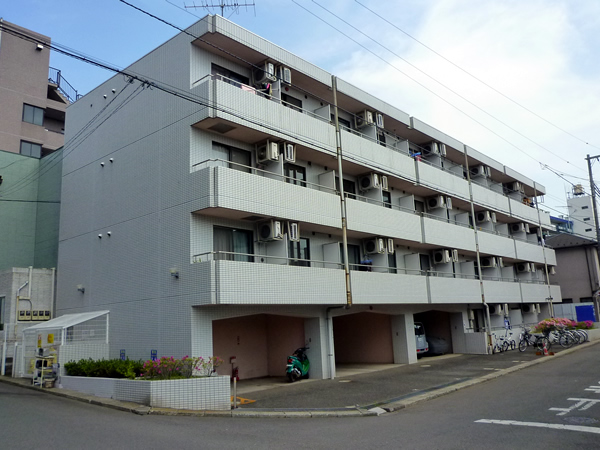 ダイホープラザ大和の外観