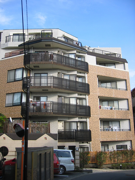 グランノエル鷺沼の外観