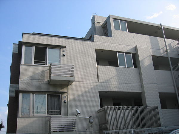 グランノエル鷺沼ヒルズの外観