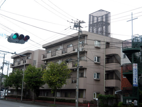 陽輪台第2あざみ野の外観