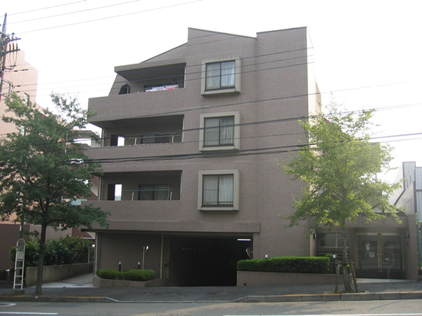 あざみ野スカイマンションの外観