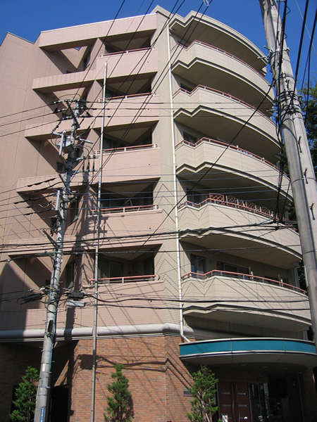 あざみ野パークハウス2番館の外観