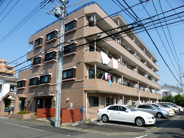 ウェルファー南林間の外観