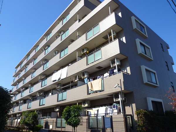 フォーチュン21南林間の外観