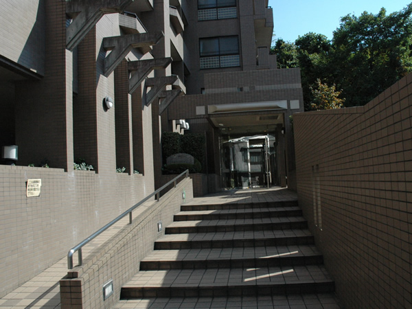 東急ドエルアルスあざみ野サウスヒルの外観