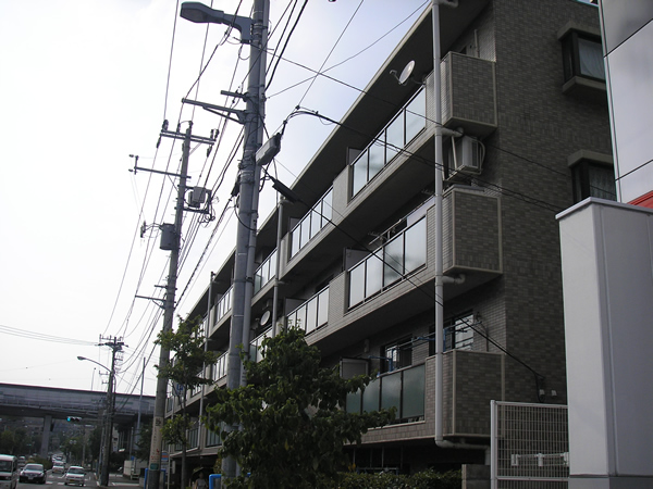 グランパークあざみ野の外観