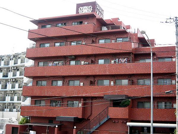 ライオンズマンション鷺沼第3の外観