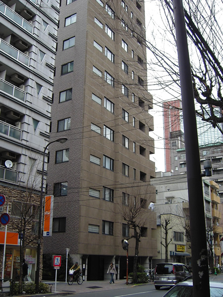 トゥールロワイヤル三軒茶屋の外観