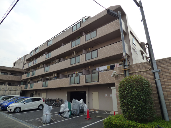 サーパス中央林間の外観