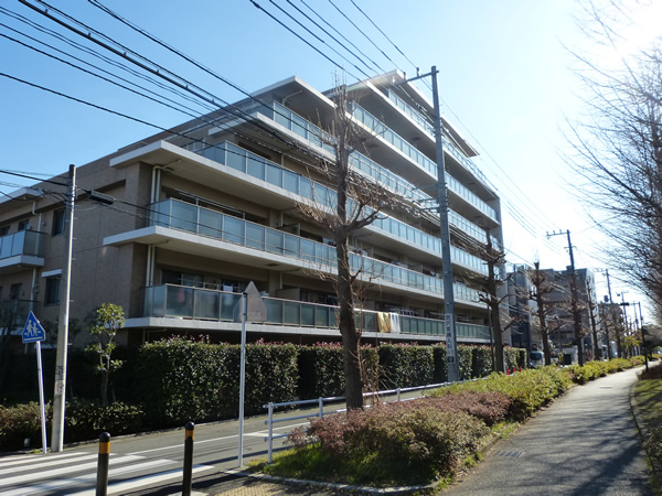 エンゼルシーズンフォートつきみ野の外観