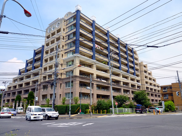 パークスクエア中央林間の外観