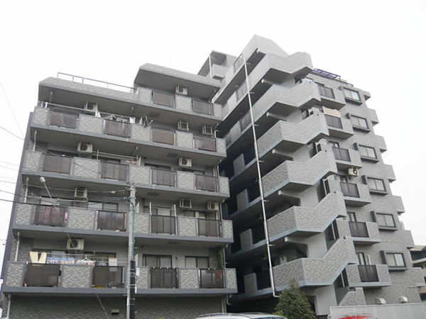 メディウス大和の外観