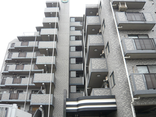 メディウス大和の外観