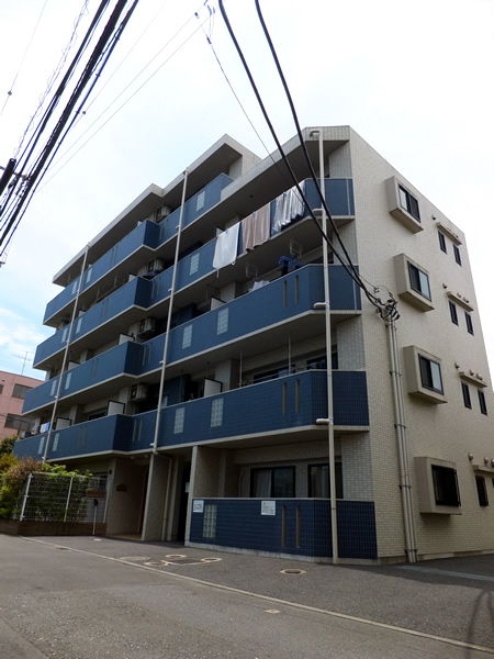 ファーストクラス中央林間の外観