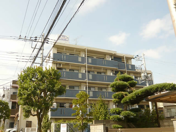 ファーストクラス中央林間の外観