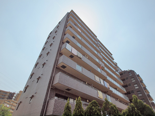 ドラゴンマンション中央林間弐番館の外観