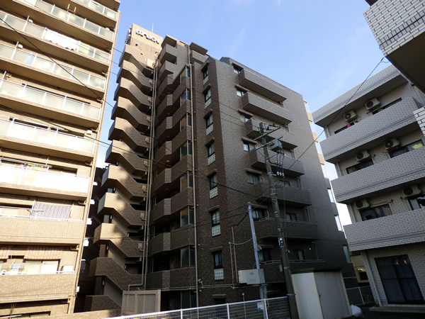 ドラゴンマンション中央林間弐番館の外観