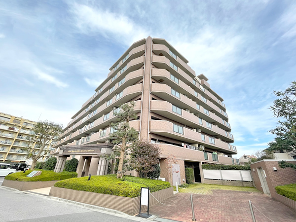 ライオンズマンション習志野台1番館の外観