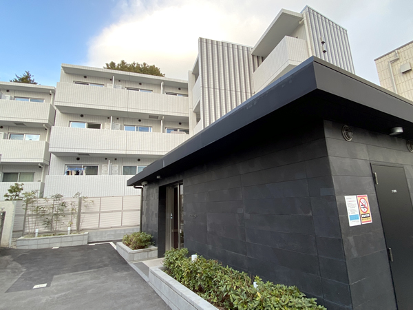 PREMIUM CUBE 中野の外観