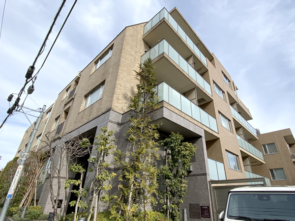 ザ・パークハウス中野坂上の外観