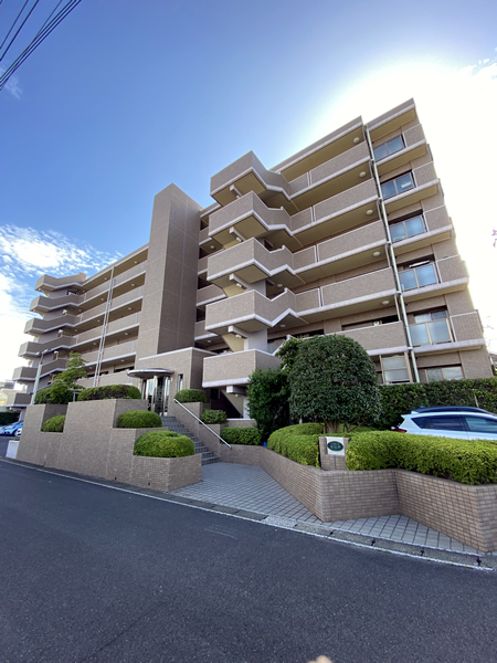 ファミール新松戸の外観