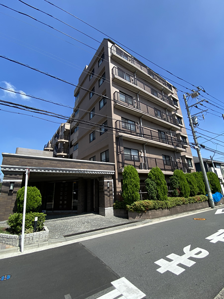 ナイスアーバン横浜鶴見フォルシオンの外観