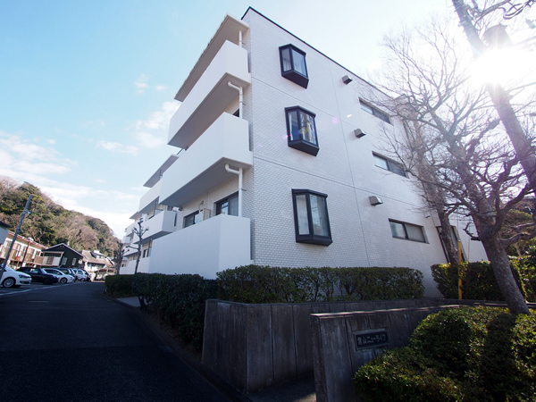 葉山ニューライフの外観