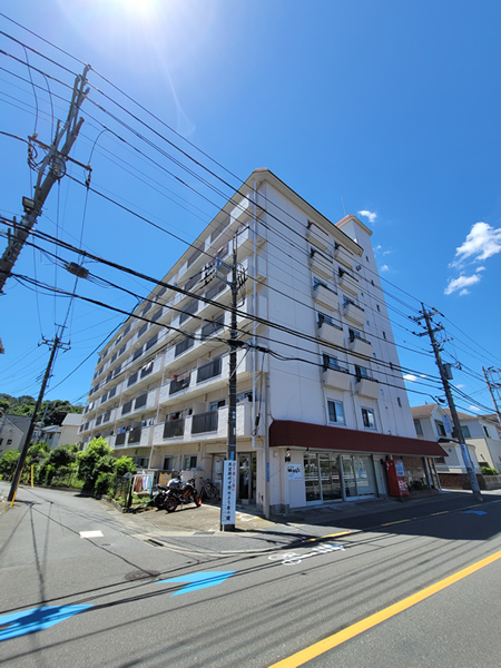 京王向ヶ丘マンションの外観