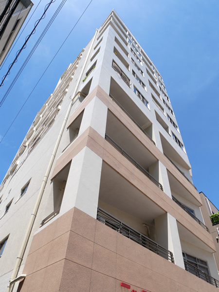 ニッコンビルの外観