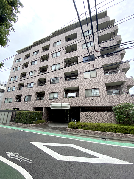 クレッセント府中の外観