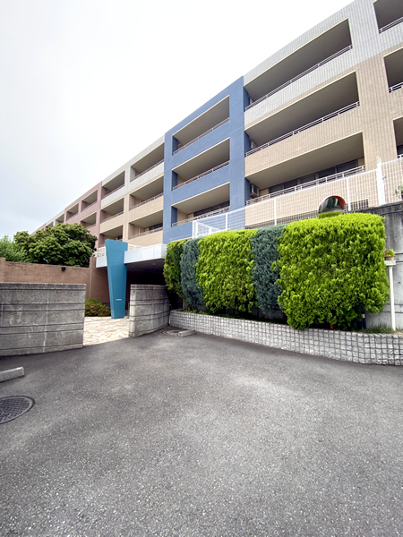 パークホームズ青葉台シヴィラの外観