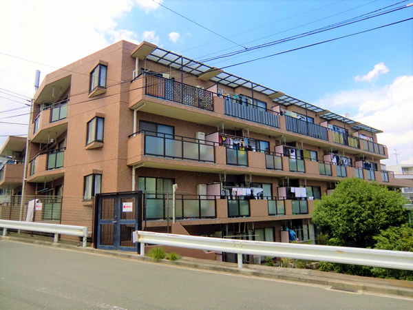 グレイス鶴ヶ峰2の外観