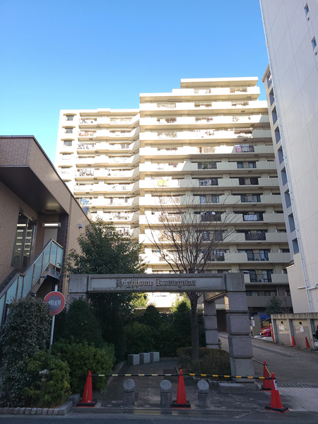 ステーション・フロント　ハイホーム久米川の外観