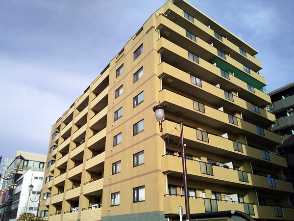 セザールプラザ東村山の外観