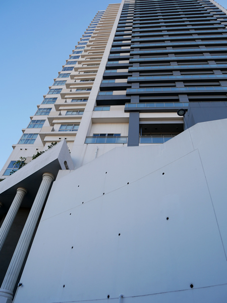 サンコリーヌタワー横須賀中央駅前の外観