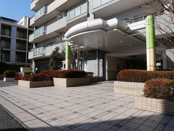 レールシティ八王子の外観