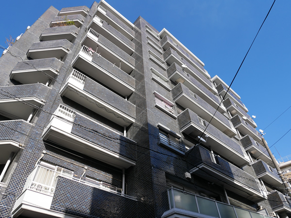 高円寺ナショナルコートの外観