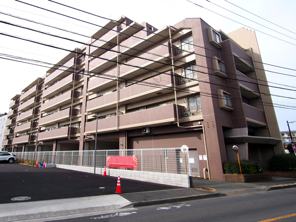 サンクレイドル武蔵砂川の外観