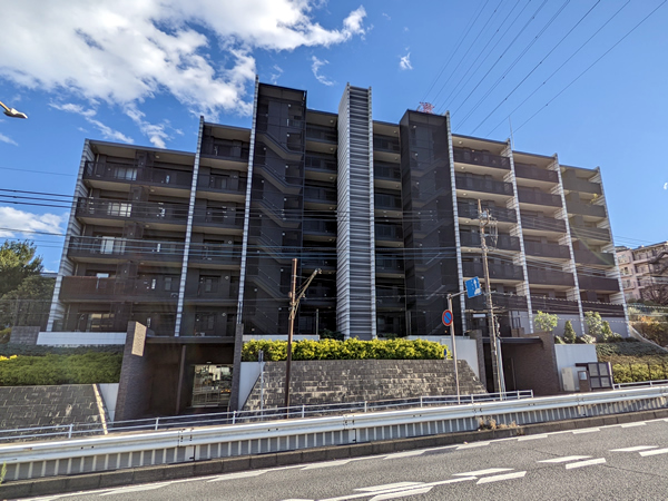 クオス鷺沼の外観