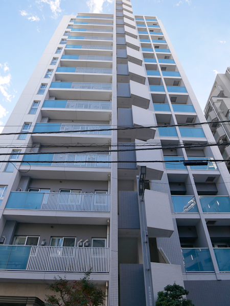 プラウド高円寺の外観