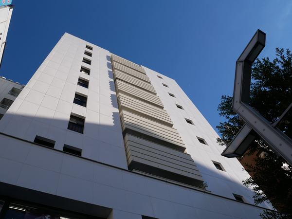 高円寺南サマリヤマンションの外観