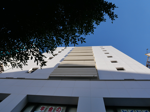 高円寺南サマリヤマンションの外観