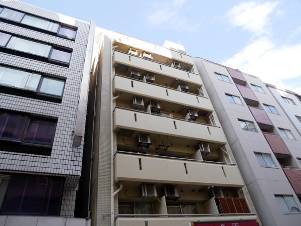 レオ五反田辻ビルの外観