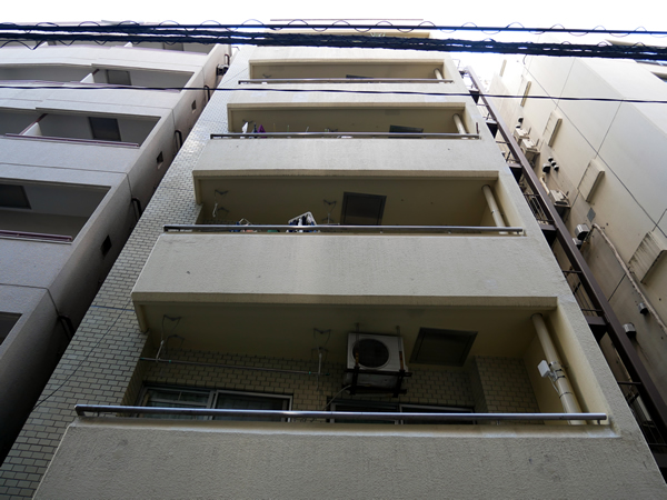 レオ五反田辻ビルの外観