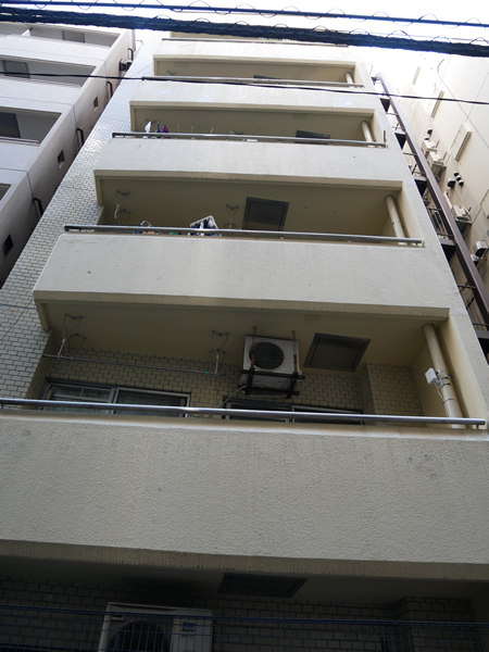 レオ五反田辻ビルの外観