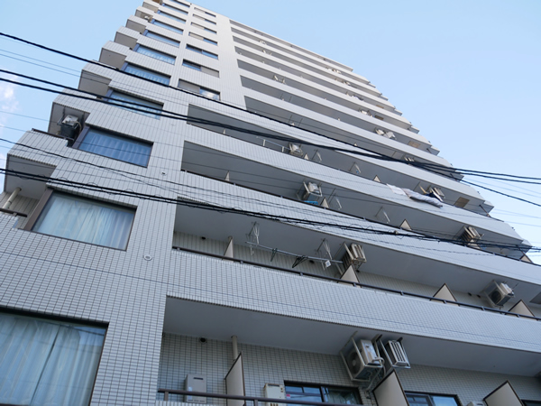 サンピア横須賀の外観