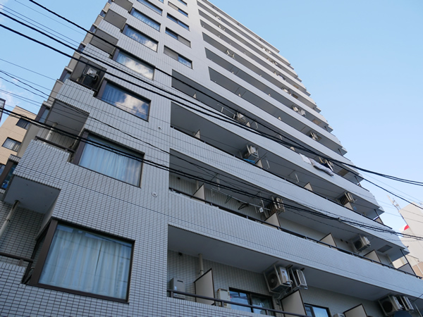 サンピア横須賀の外観