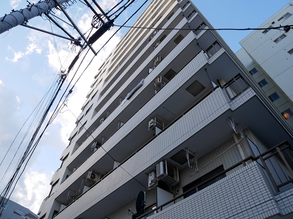 サンピア横須賀の外観