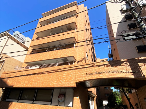 ライオンズマンション一橋学園の外観